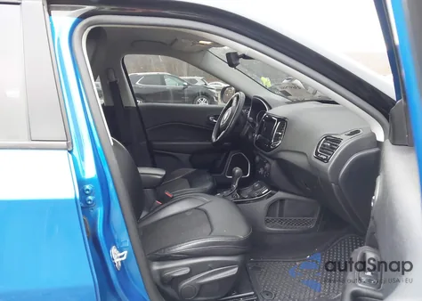 2019 Jeep Compass Altitude 4X4 from USA, damaged, VIN 3C4NJDBB8KT682995